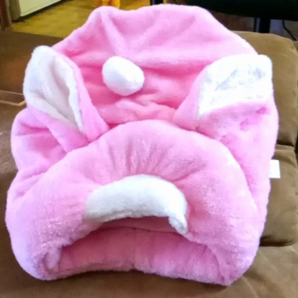 Cat bed in the form of a pink Bunny